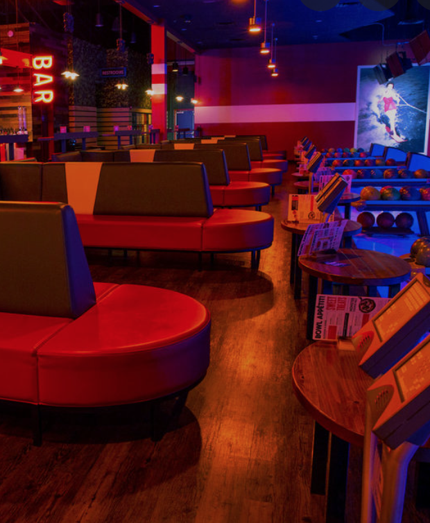 Bowlmor – Norwalk, Connecticut