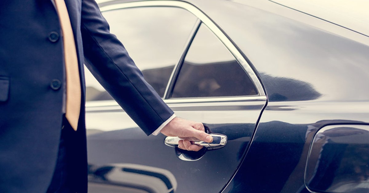 Connecticut Crown Limousine – Stamford, Connecticut