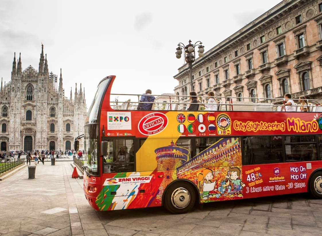 Hop-on-Hop-Off Milan-Italy